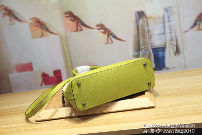 COACH蔻馳 海外代購品質 2018最新顏色 coach24589 全真皮小號貝殼包  Chz1372
